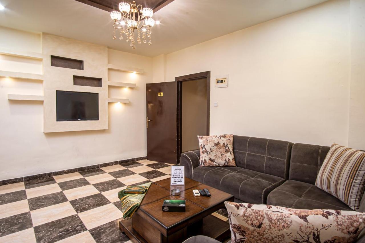 Al Riyati Hotel Apartments Акаба Екстер'єр фото