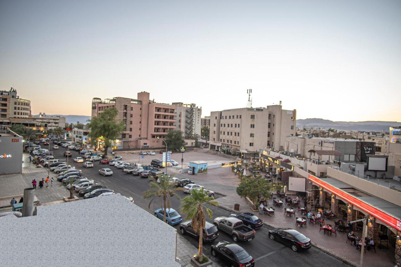 Al Riyati Hotel Apartments Акаба Екстер'єр фото