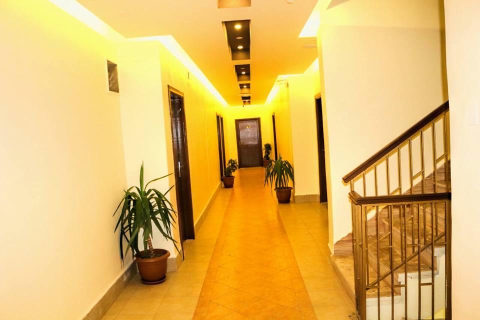 Al Riyati Hotel Apartments Акаба Екстер'єр фото