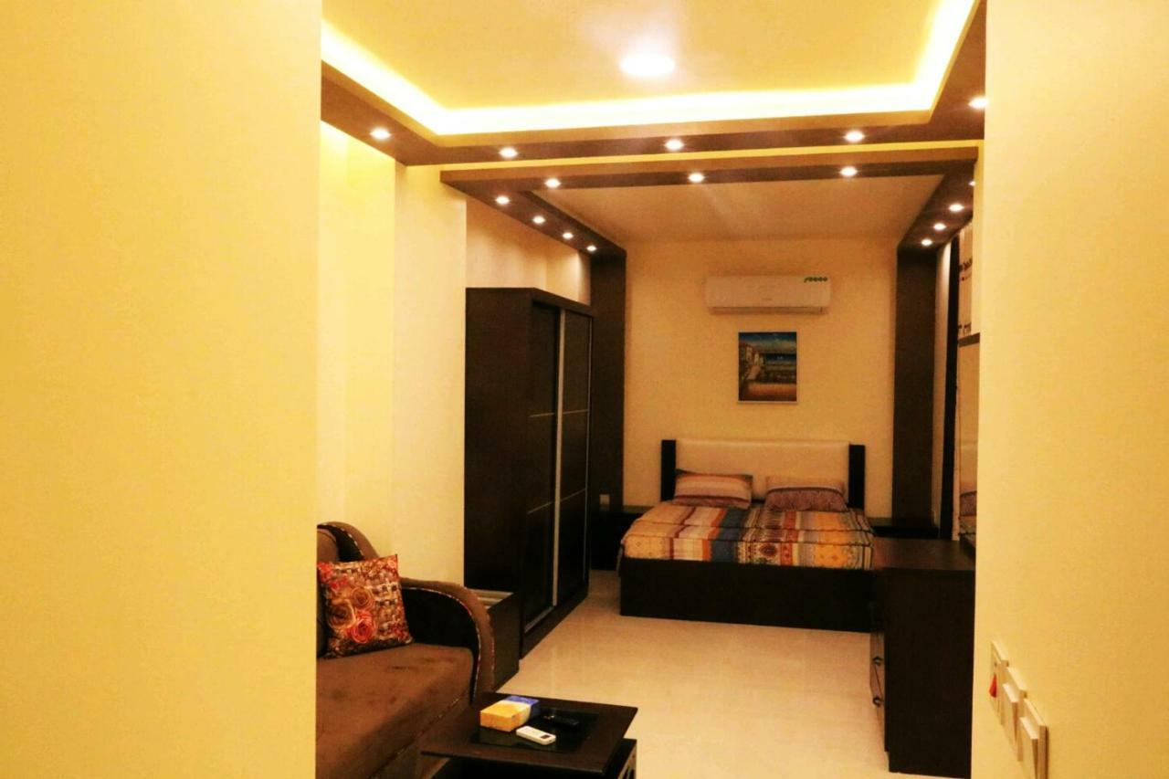 Al Riyati Hotel Apartments Акаба Екстер'єр фото