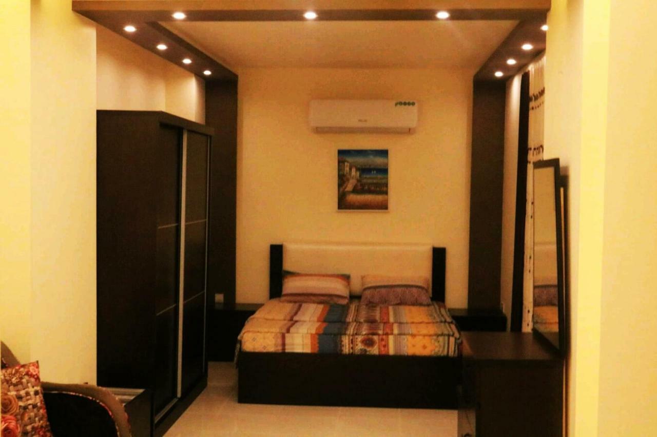 Al Riyati Hotel Apartments Акаба Екстер'єр фото